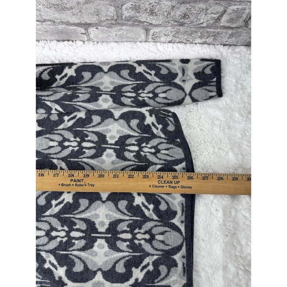 Title Nine Sweater 100% Merino Wool Extra Fine Damask Print Gray Cream Size L - Picture 8 of 10